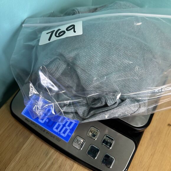 Athleta Women's Top Medium Green Uptempo Ribbed Henley V Neck Long Sleeve Athlet - Picture 11 of 11